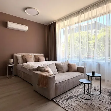 Apartament Postova V Srdci Stareho Mesta Bratysława